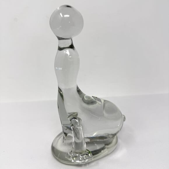 Great City Traders Glass Seal Ball Figure Hand Sculpted Sign Lyn 78 Paperweight - Picture 9 of 13